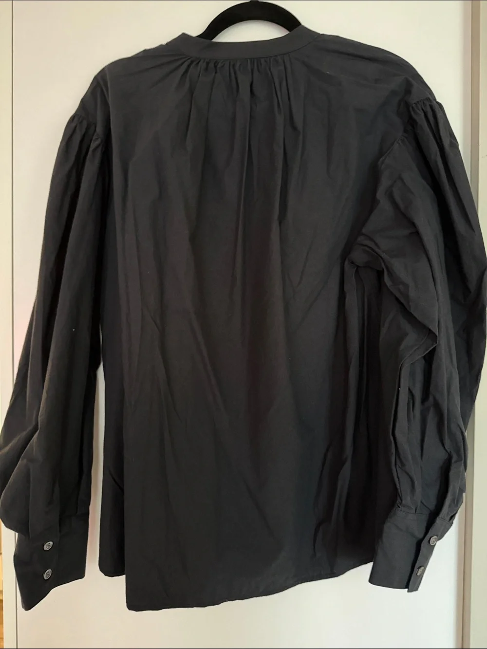 Banana Republic Navy Long-Sleeve Puff Blouse